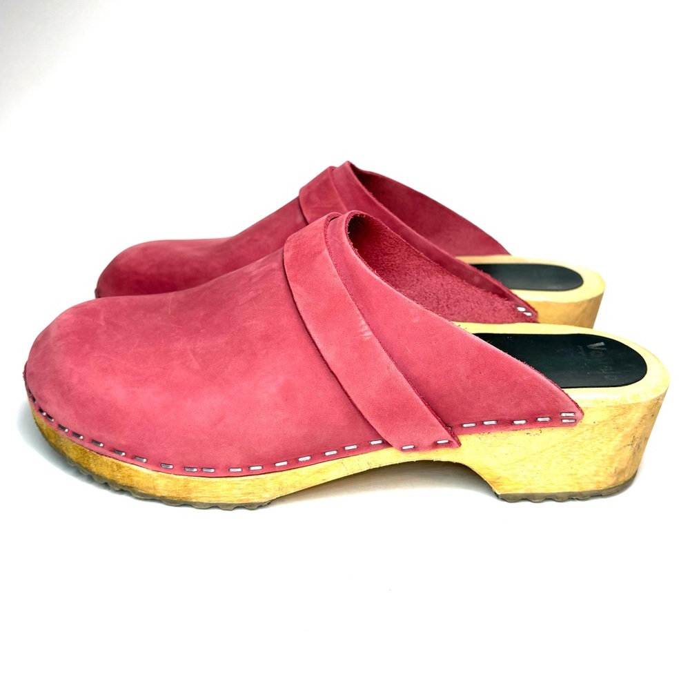 Women's Pink Suede Wooden Clog Mules